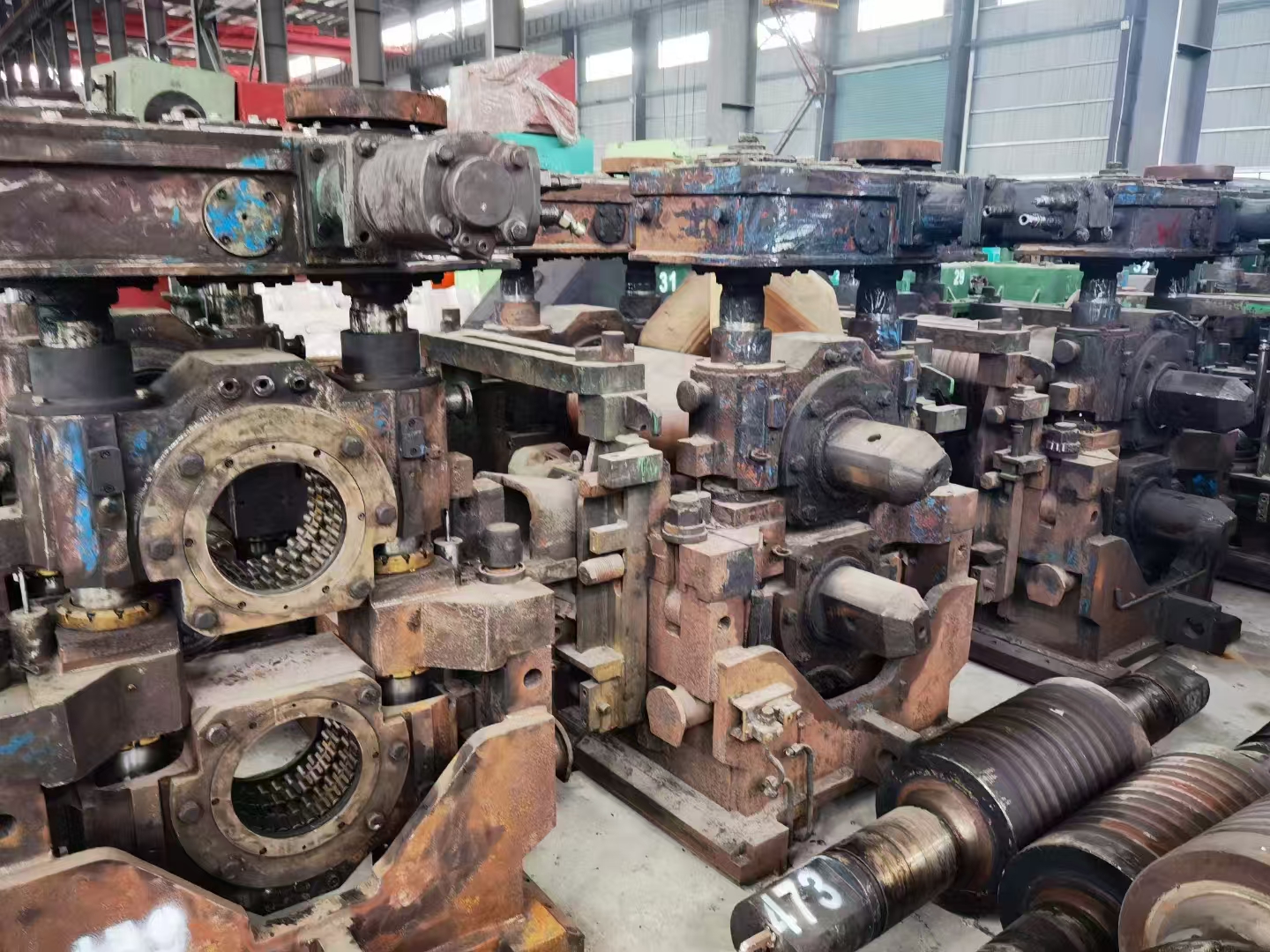 售南高鑫∮350短應(yīng)力機(jī)架：30架，聯(lián)系人：18921285777.李。